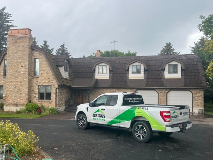 Briggs Roofing brand label