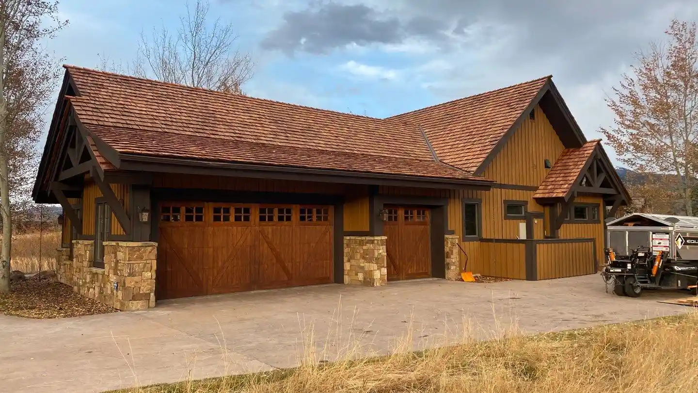 Wood shake roof and craftsmanship