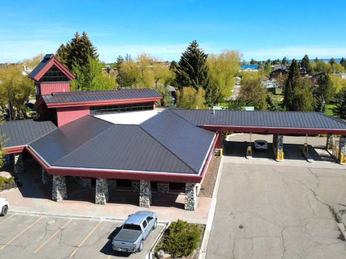 On scope and on schedule - commercial roofing
